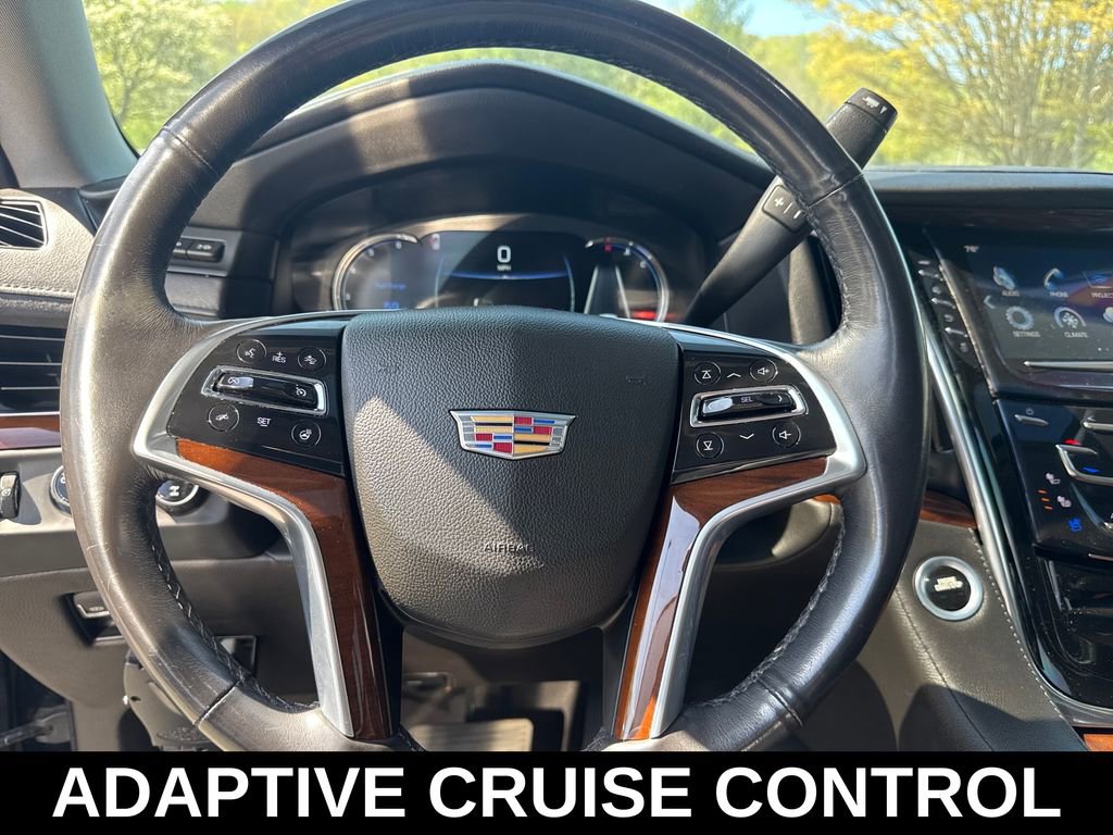 Used 2019 Cadillac Escalade Premium Luxury image 18