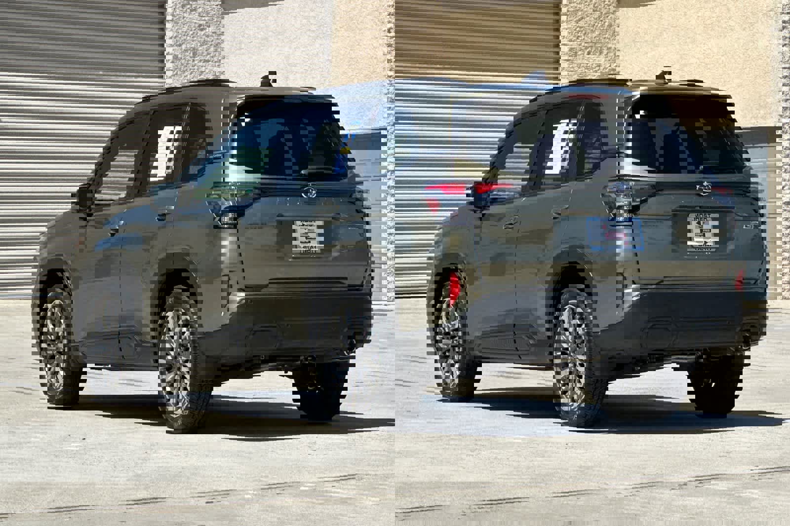 Used 2025 Subaru Forester Touring w/ Popular Package - Touring image 5