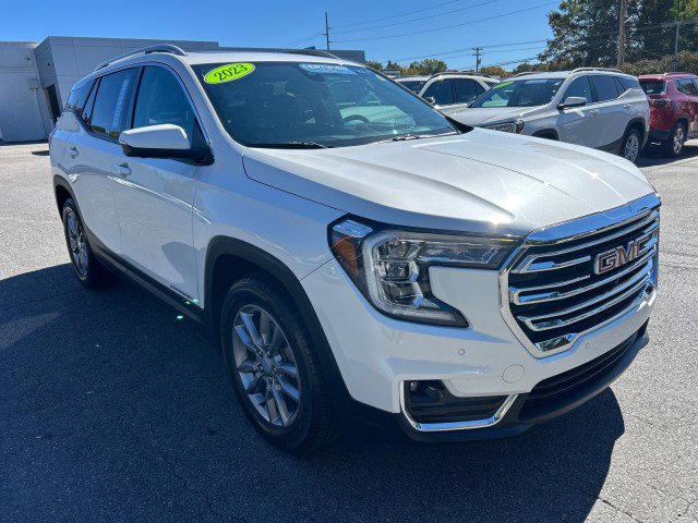 Used 2023 GMC Terrain SLT w/ Infotainment Package II