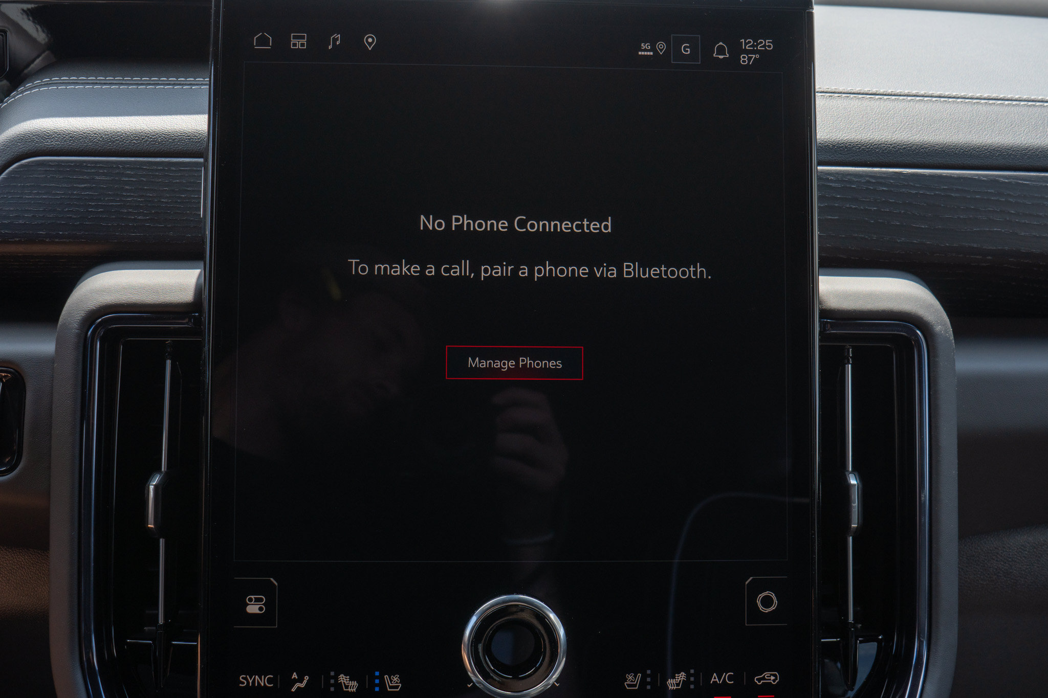 New 2026 GMC Yukon AT4 Ultimate AWD/4WD image 18