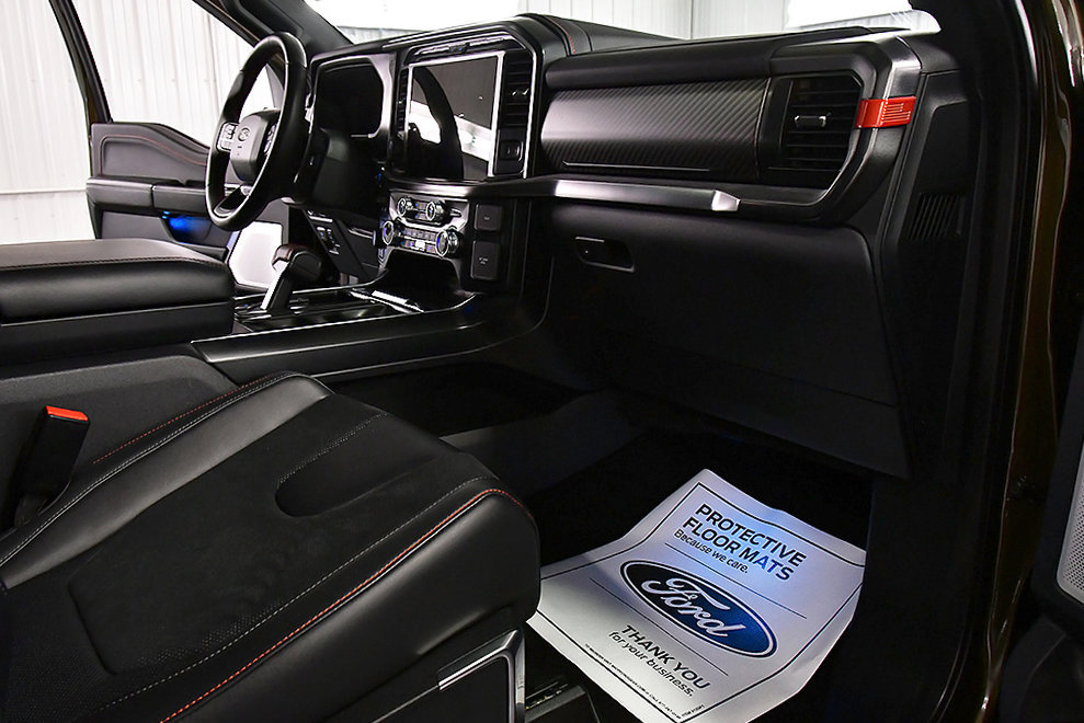 Used 2025 Ford F150 Raptor AWD/4WD image 28