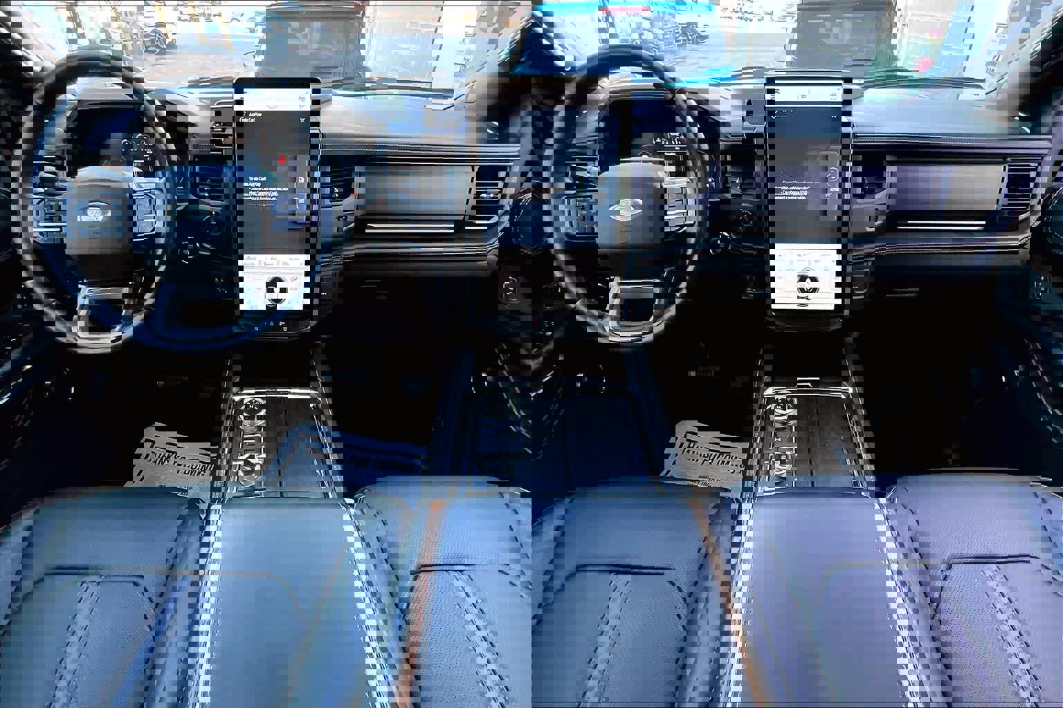 Used 2023 Ford Expedition Platinum image 15