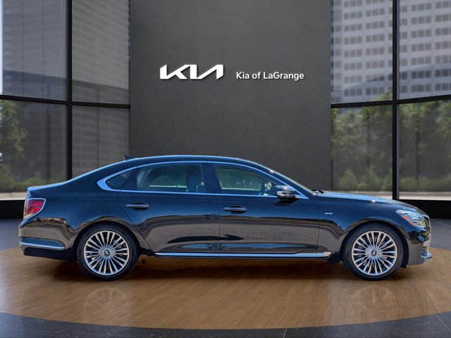 Used 2019 Kia K900 Luxury w/ VIP Package image 7