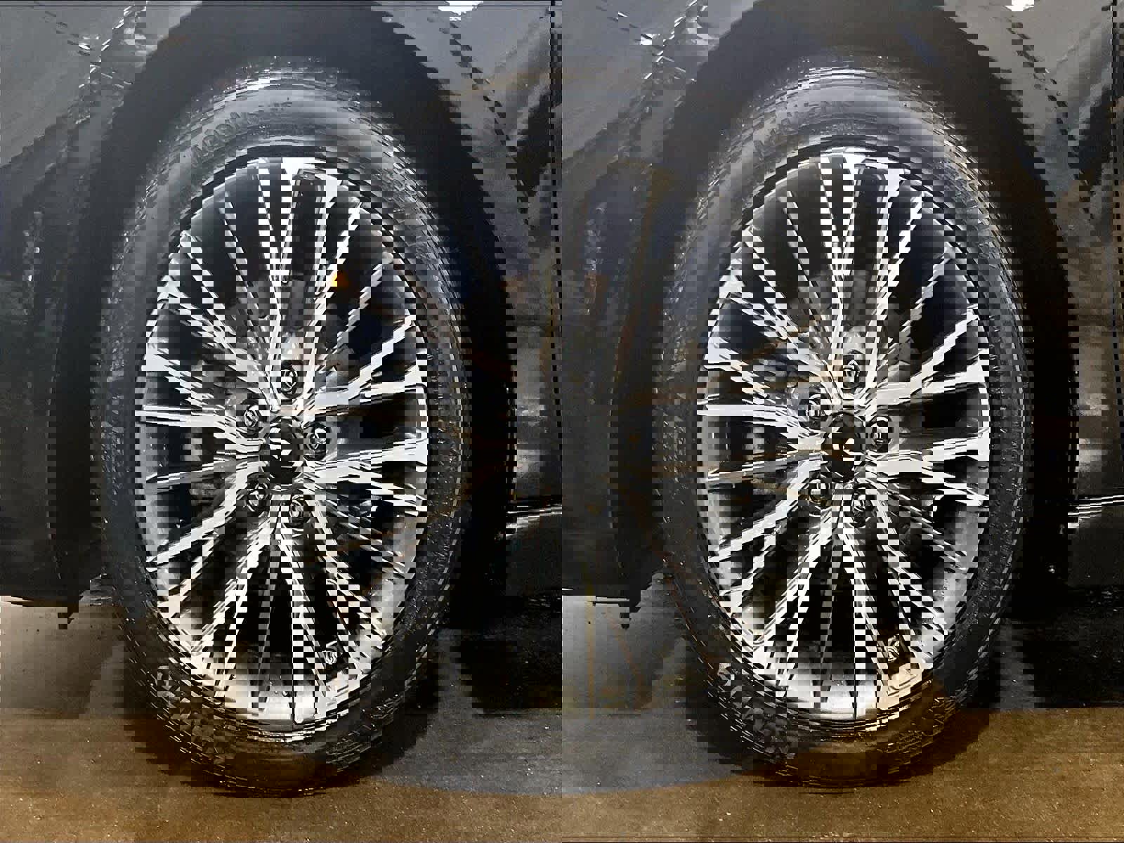 Used 2023 Kia Forte GT-Line w/ GT-Line Premium Package image 7