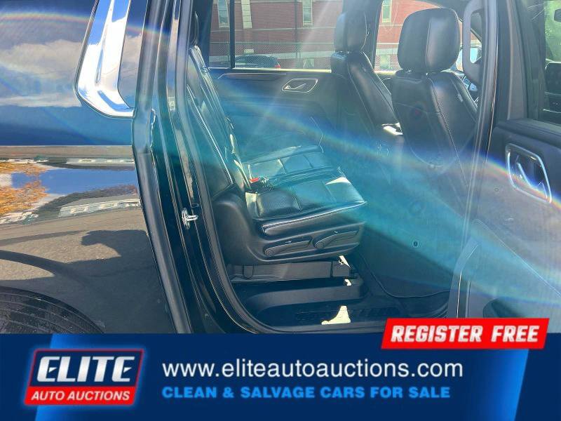 Used 2021 Chevrolet Suburban LS image 11