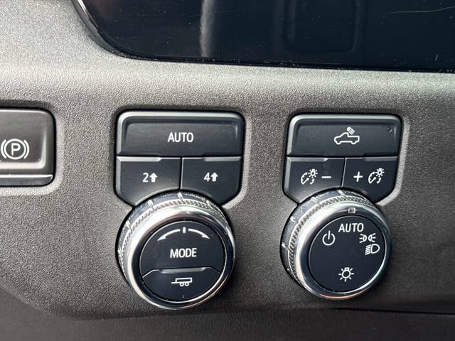 Used 2023 GMC Sierra 1500 SLE AWD/4WD image 25