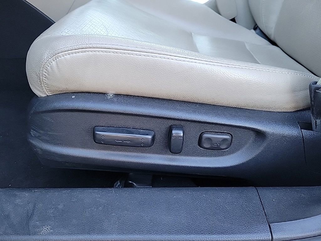 Used 2017 Honda Accord Touring image 10