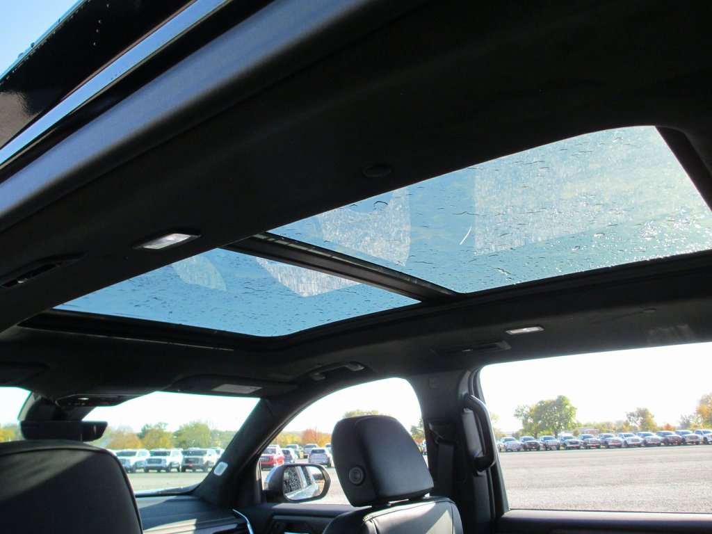 New 2026 GMC Acadia Denali Ultimate w/ LPO, Floor Liner Package image 15