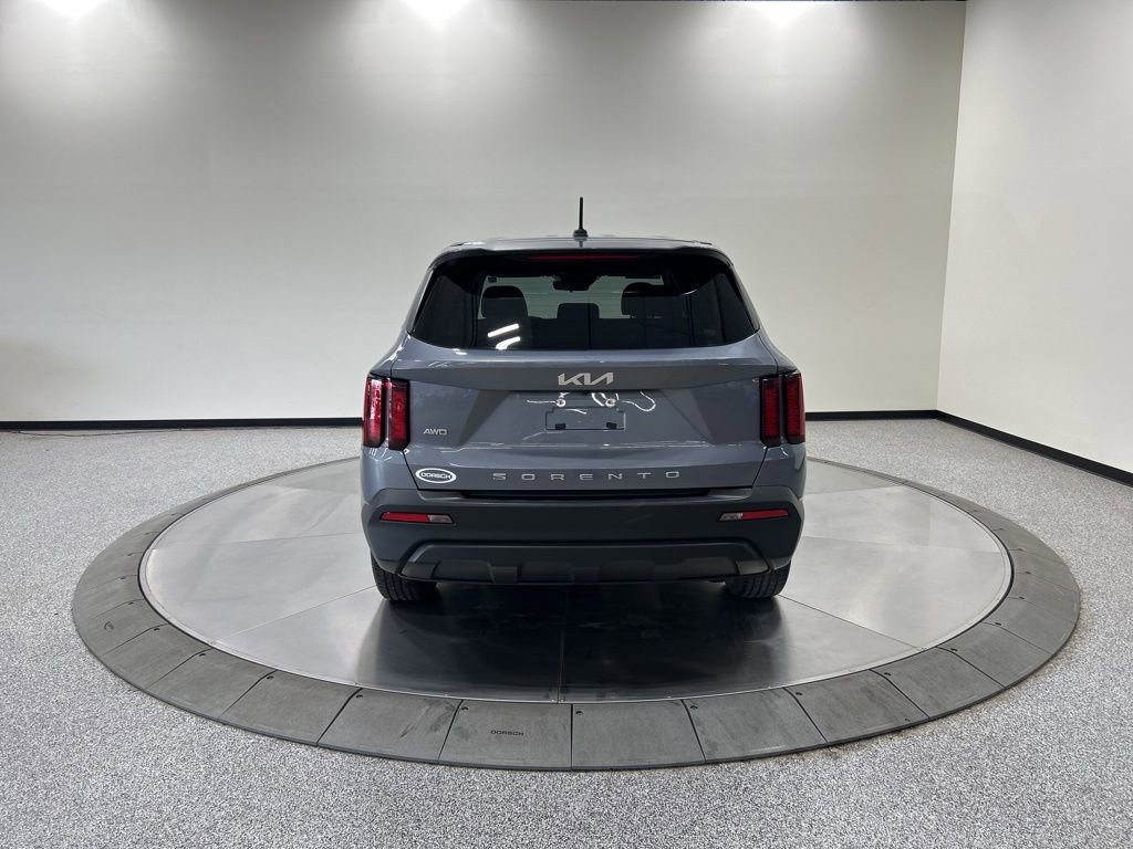 Certified 2022 Kia Sorento LX AWD/4WD image 8