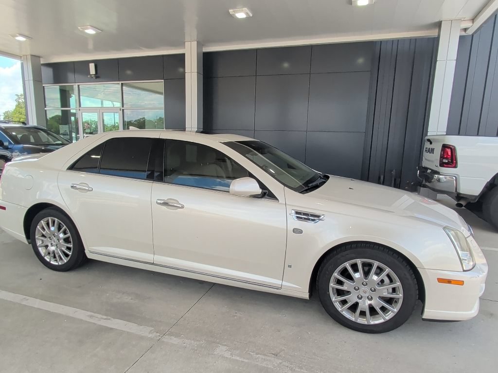 Used 2009 Cadillac STS w/ Preferred Equipment Group RWD image 4