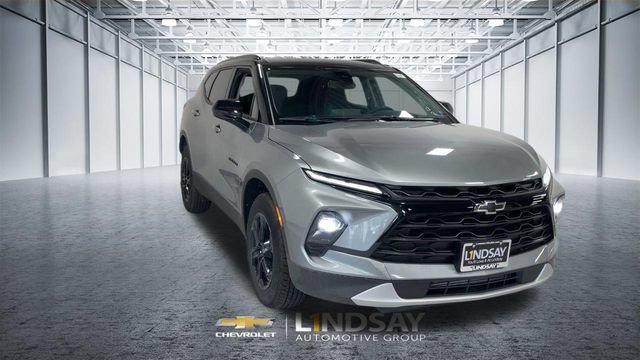 New 2026 Chevrolet Blazer LT w/ Convenience Package AWD/4WD image 4