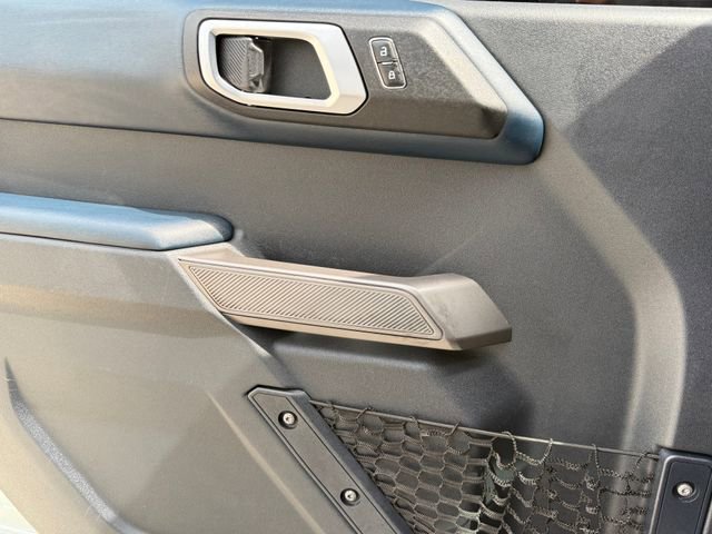 Used 2021 Ford Bronco First Edition AWD/4WD image 23