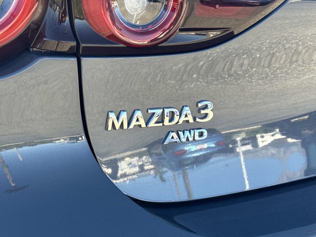 Used 2023 MAZDA MAZDA3 s image 27