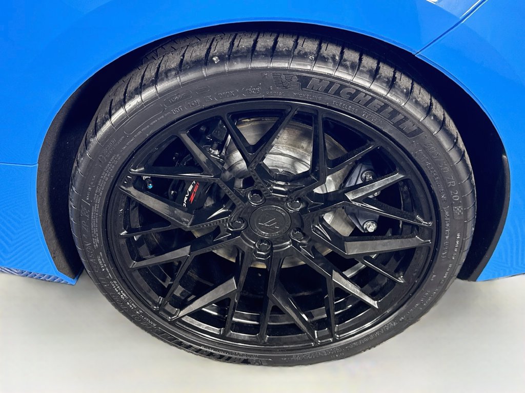 Used 2024 Chevrolet Corvette Stingray Premium Cpe w/ Z51 Performance Package RWD image 33