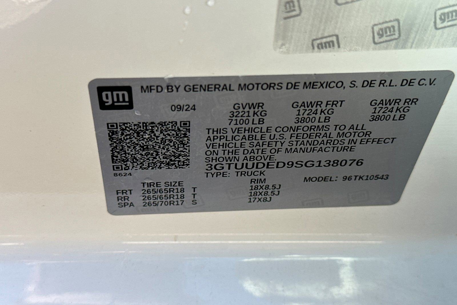 Certified 2025 GMC Sierra 1500 SLT AWD/4WD image 53