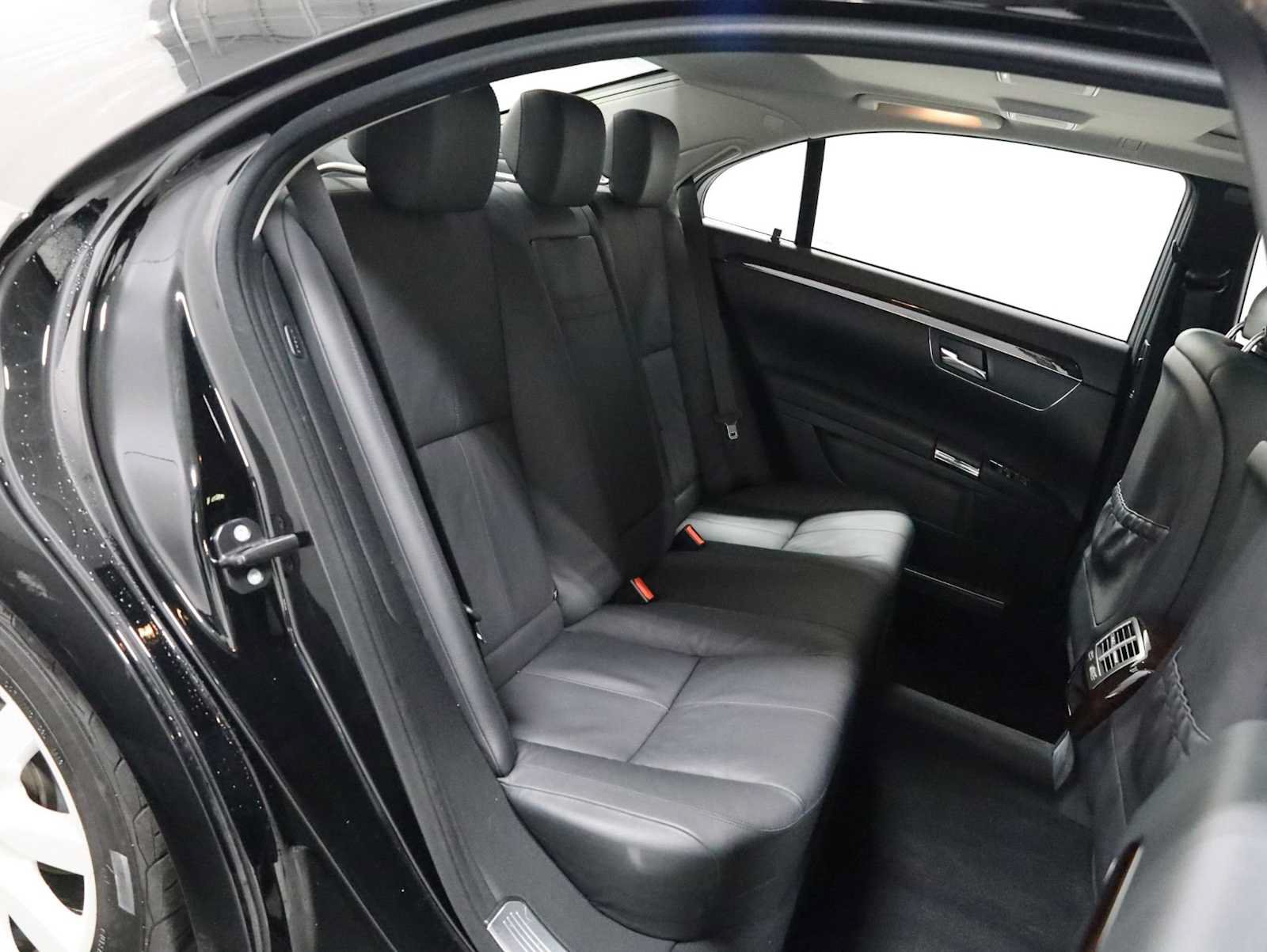 Used 2007 Mercedes-Benz S 550 image 34