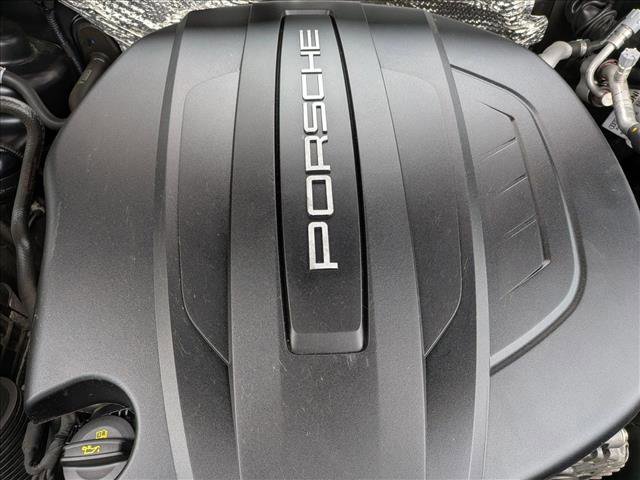 Used 2019 Porsche Macan image 22