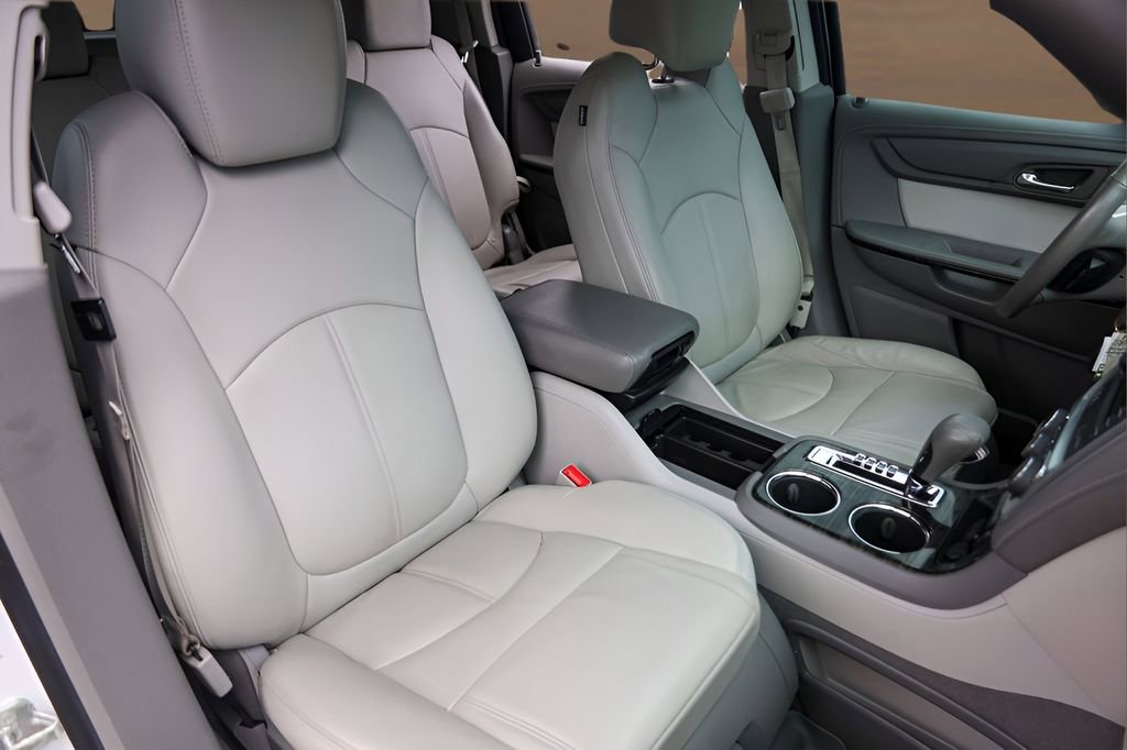 Used 2017 GMC Acadia Limited SLT image 29