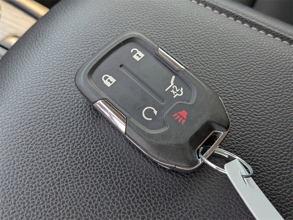 Used 2023 GMC Acadia SLT w/ Elevation Edition image 28