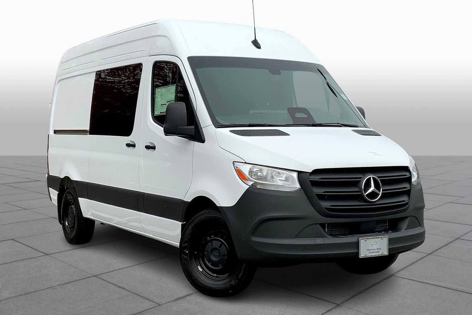 New 2026 Mercedes-Benz Sprinter 2500 video 2