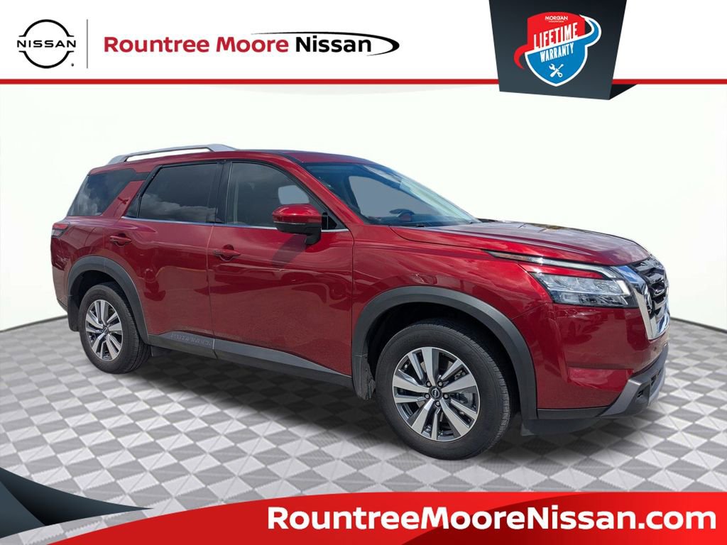 Used 2024 Nissan Pathfinder SL AWD/4WD image 1