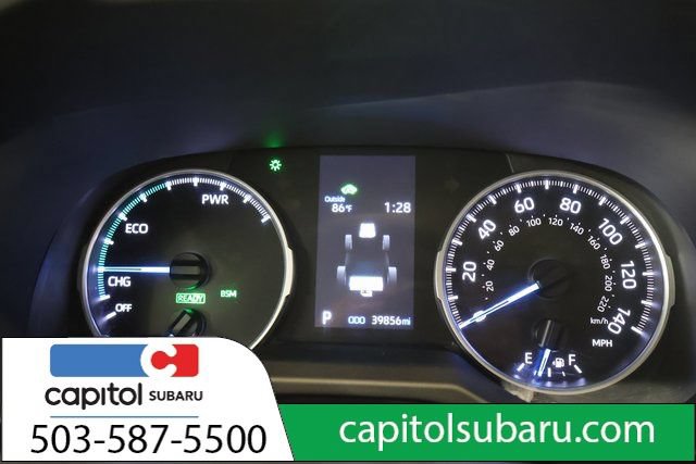 Used 2022 Toyota RAV4 XLE Premium AWD/4WD image 17