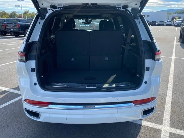 New 2025 Jeep Grand Cherokee L Overland w/ Trailer Tow Package image 6