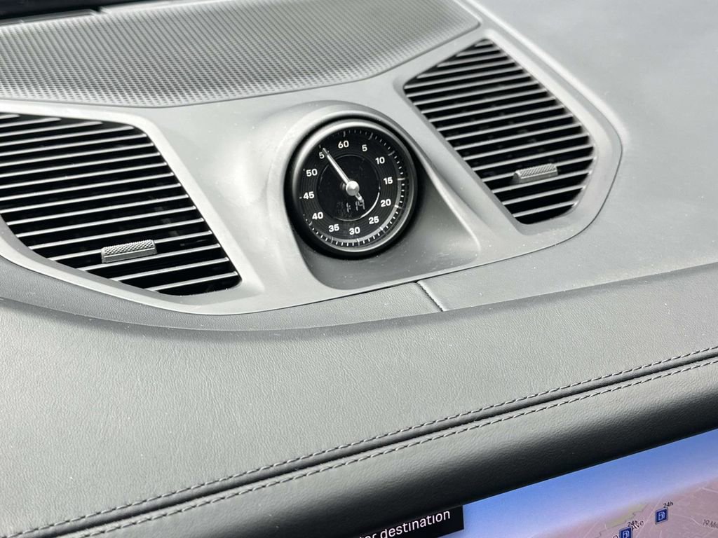 New 2026 Porsche Cayenne Coupe AWD/4WD image 23