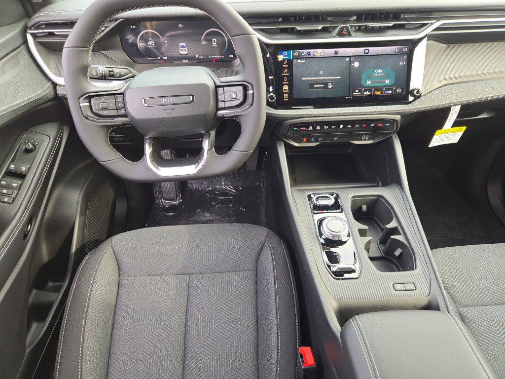 New 2027 Jeep Cherokee Laredo AWD/4WD image 2