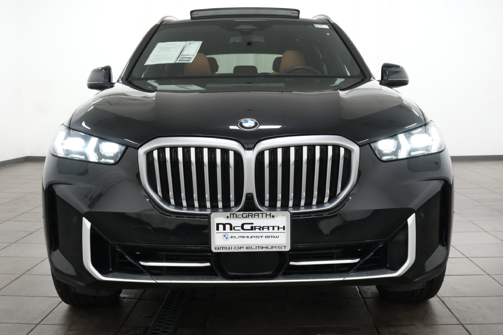Used 2024 BMW X5 xDrive40i w/ Premium Package AWD/4WD image 8
