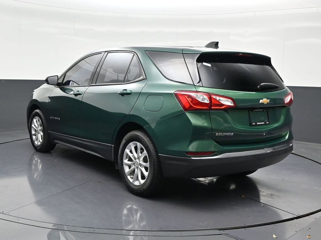 Used 2018 Chevrolet Equinox LS image 3