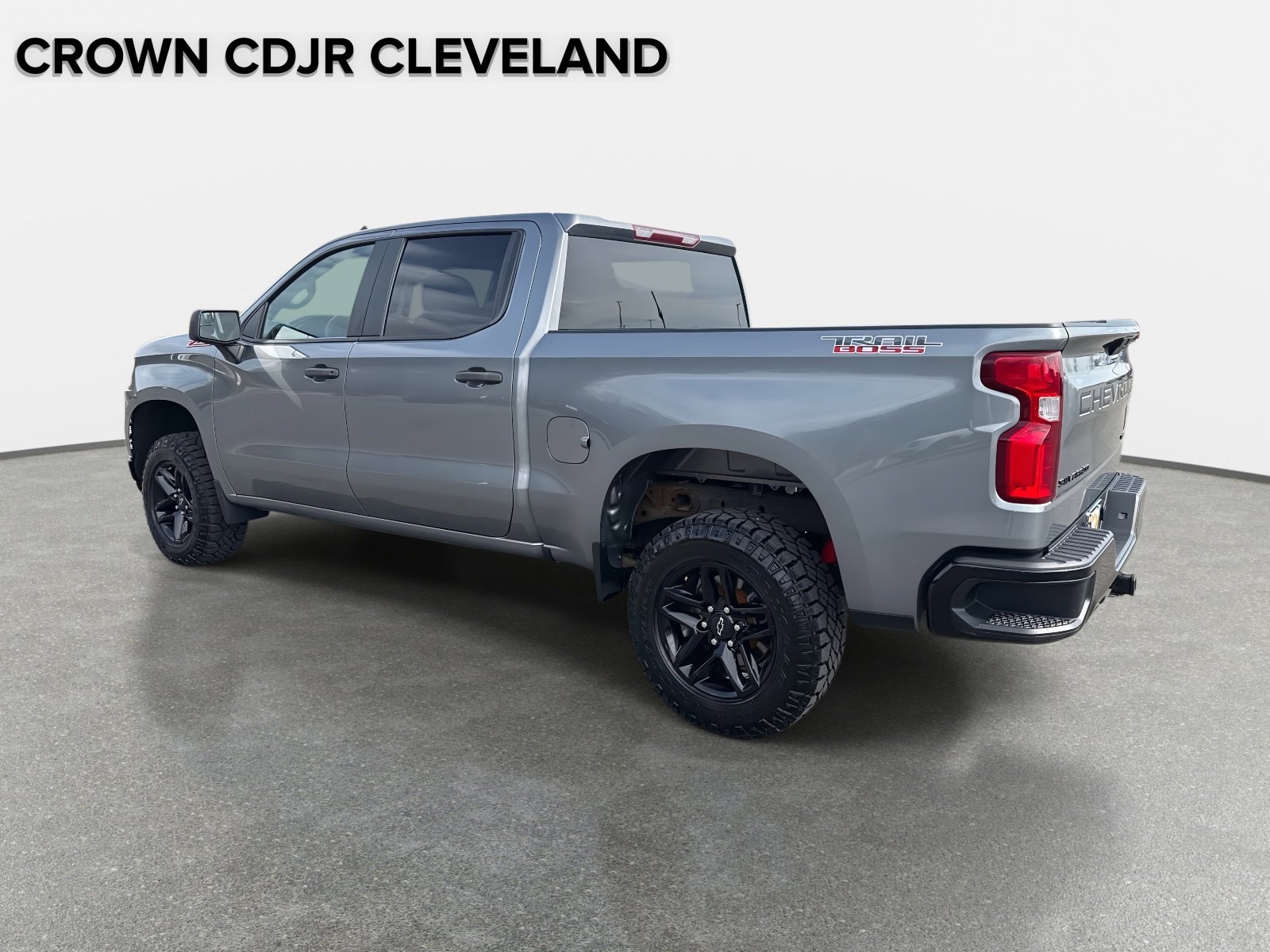 Used 2021 Chevrolet Silverado 1500 Custom Trail Boss w/ LPO, Dark Essentials Package image 6