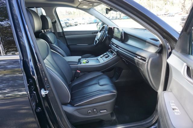 Used 2023 Hyundai Palisade SEL image 3