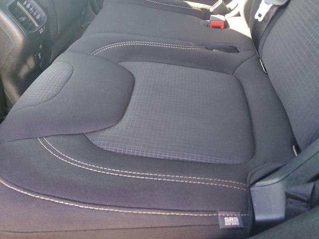 Used 2016 Jeep Cherokee Latitude w/ Cold Weather Group image 28