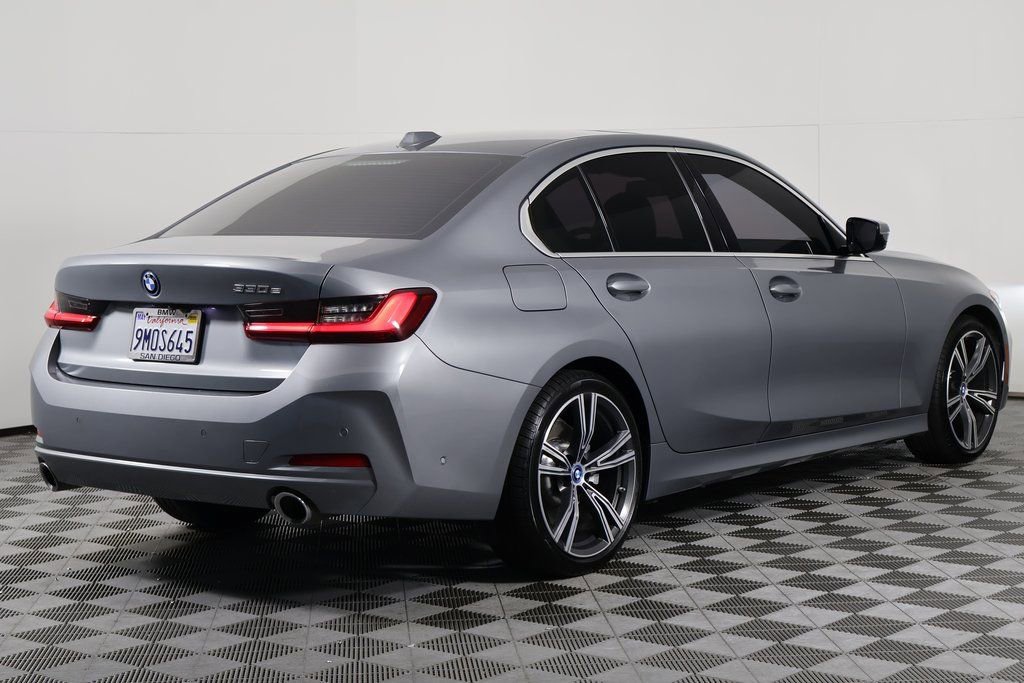 Used 2024 BMW 330e w/ Premium Package image 4