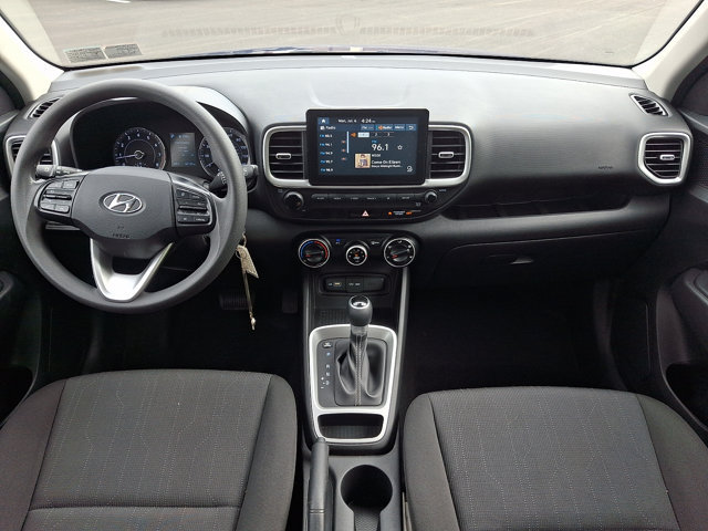 Certified 2022 Hyundai Venue SE FWD image 15