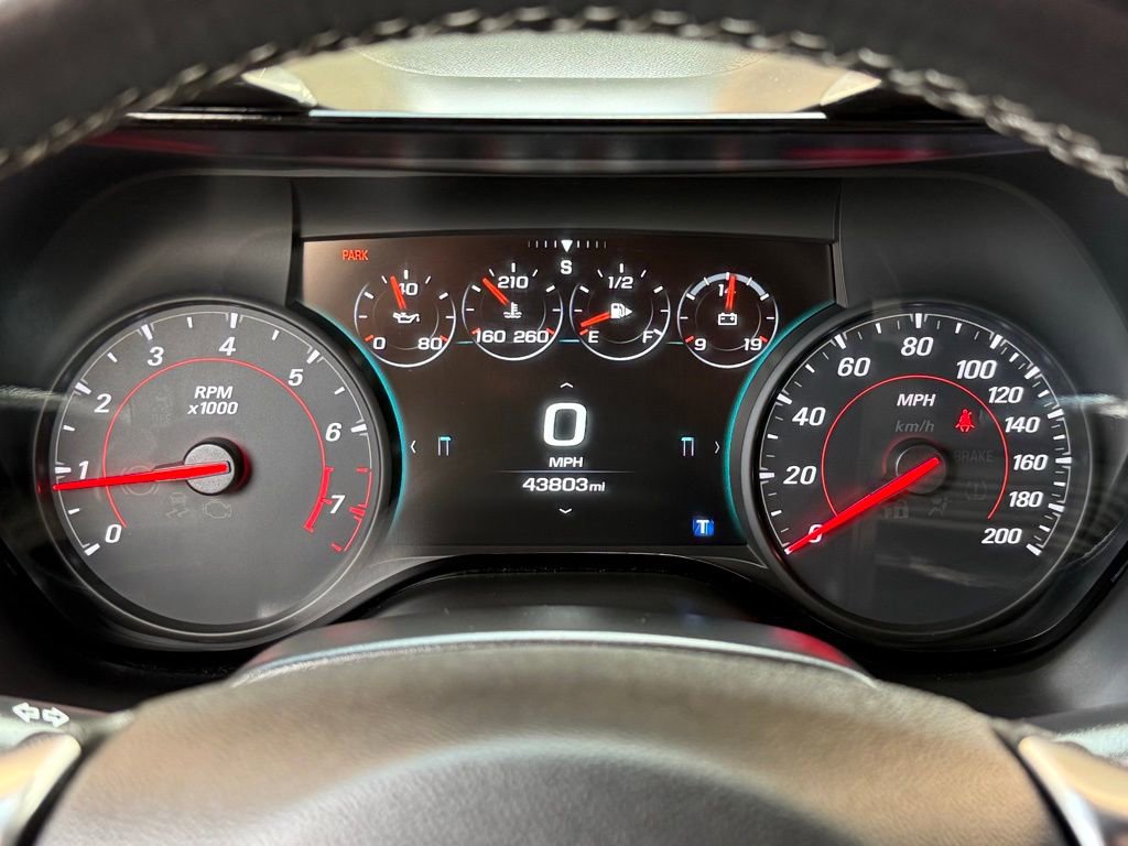 Used 2018 Chevrolet Camaro SS image 21