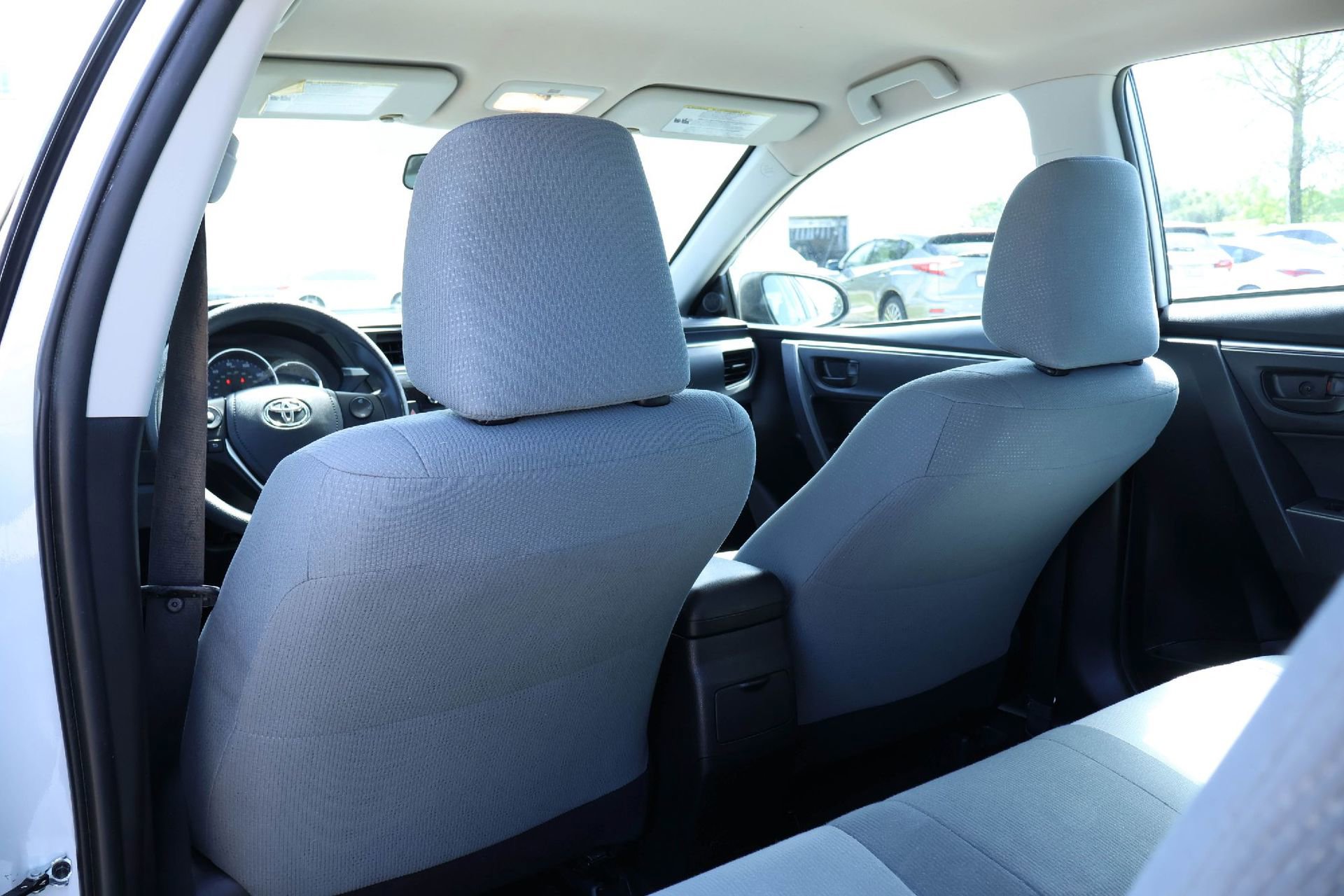 Used 2016 Toyota Corolla L image 12