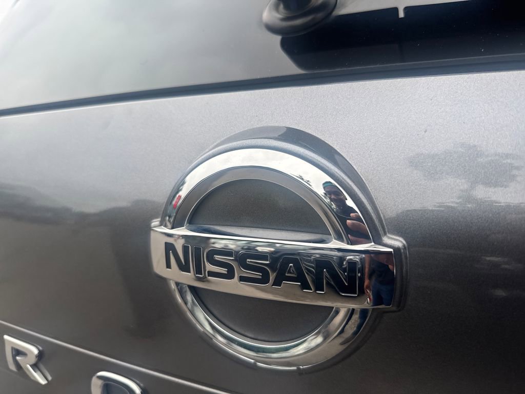 Used 2021 Nissan Rogue Platinum FWD image 39