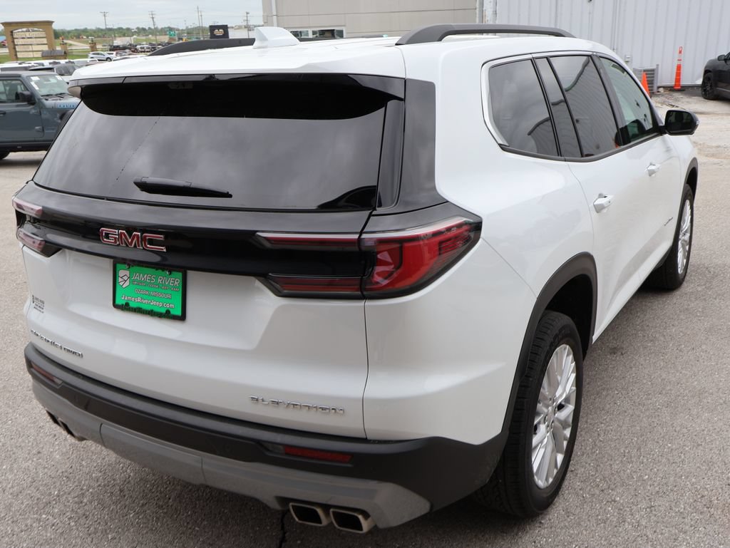 Used 2026 GMC Acadia Elevation w/ Elevation Premium Package AWD/4WD image 5