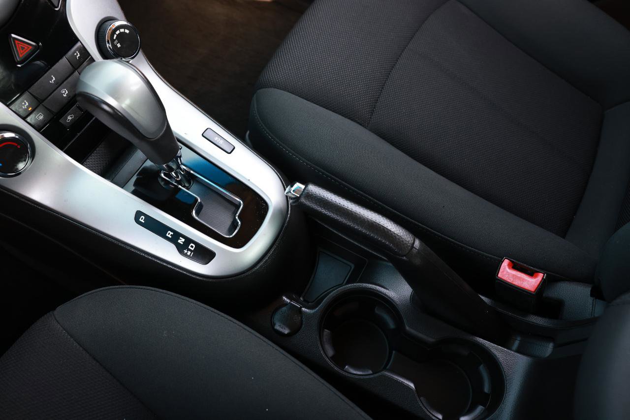 Used 2011 Chevrolet Cruze Eco FWD image 36