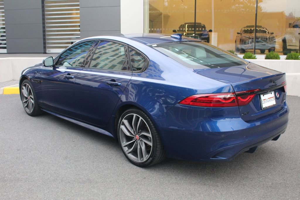 Used 2022 Jaguar XF R-Dynamic SE AWD/4WD image 11