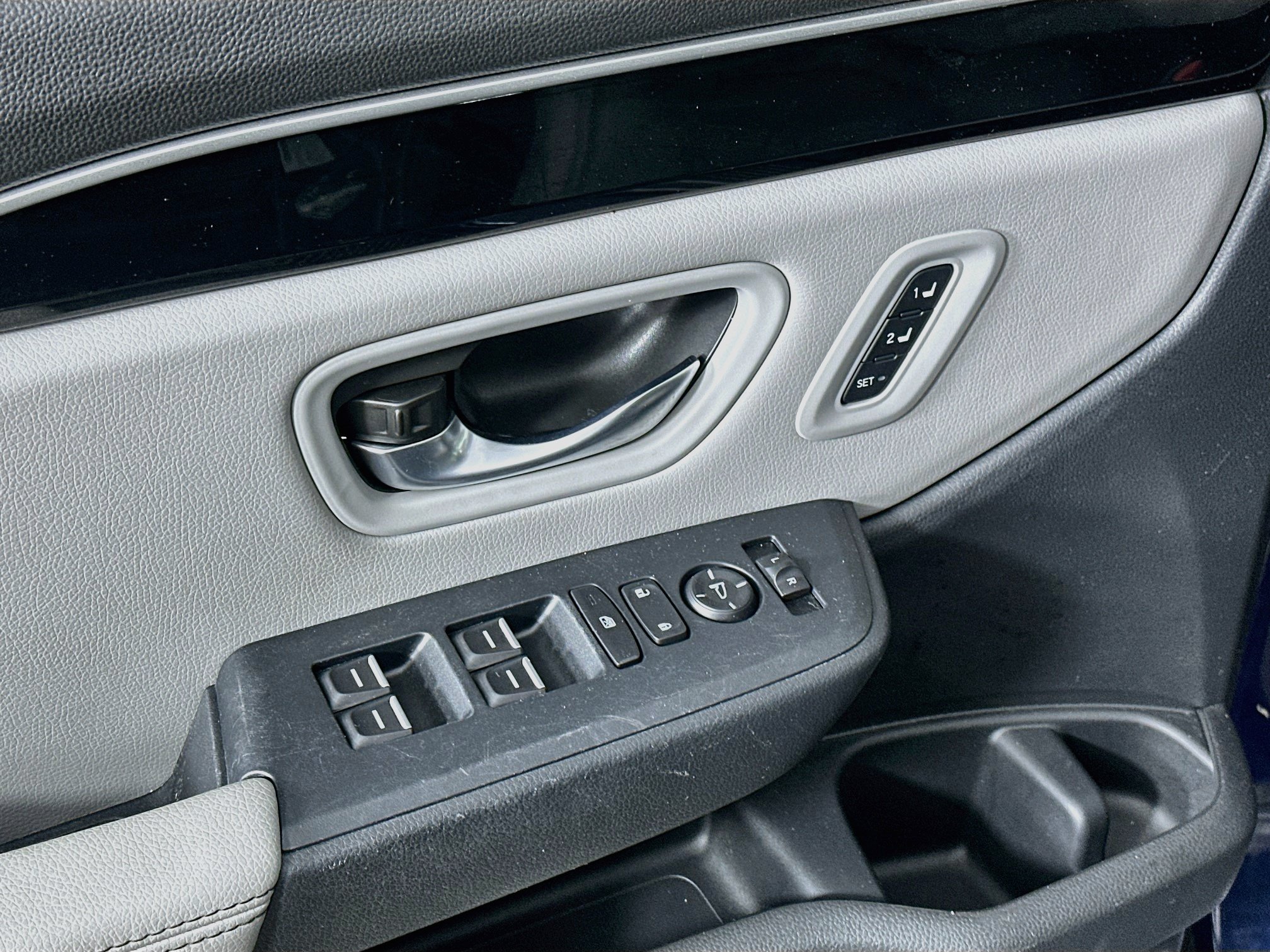 Used 2025 Honda Pilot EX-L image 15