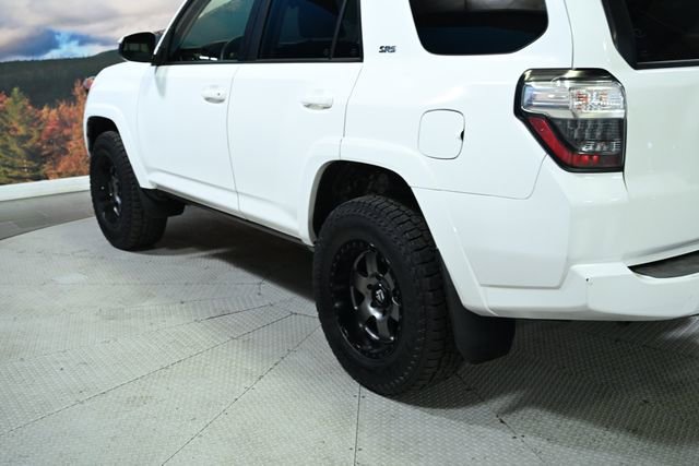Used 2018 Toyota 4Runner SR5 image 7