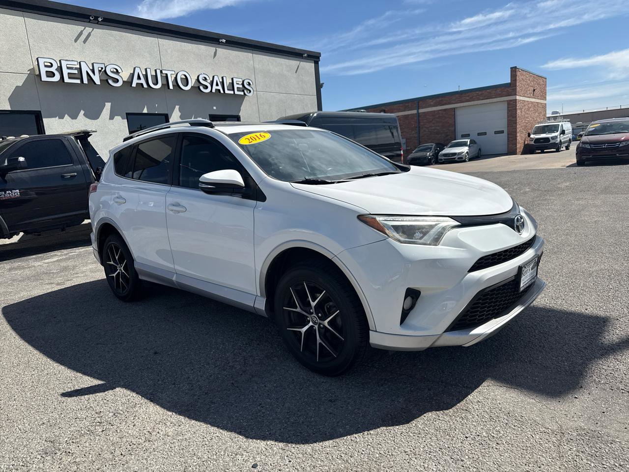 Used 2016 Toyota RAV4 SE FWD image 4