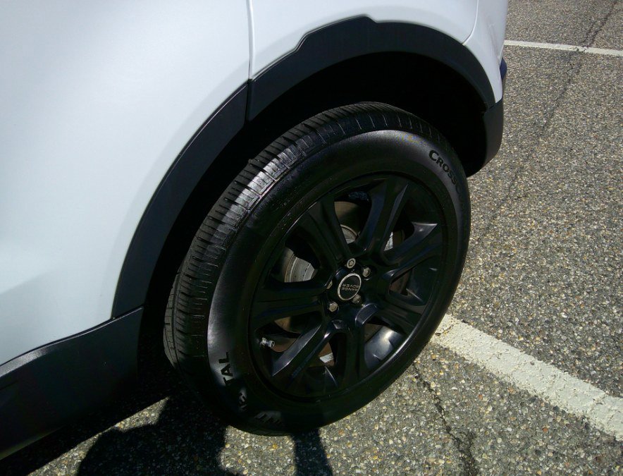 Used 2018 Land Rover Range Rover Evoque SE Premium image 37