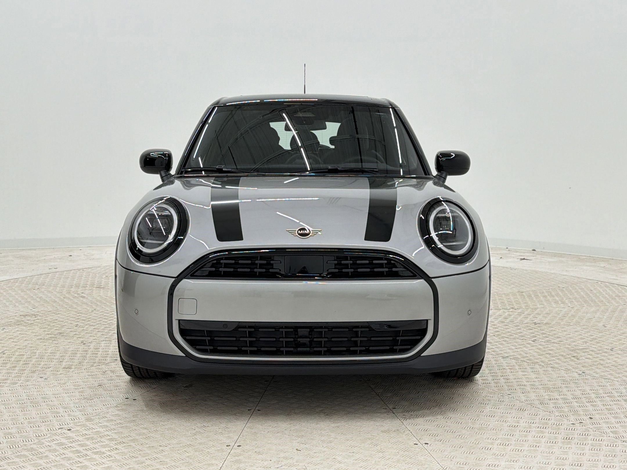 New 2026 MINI Cooper 4-Door Hardtop image 6