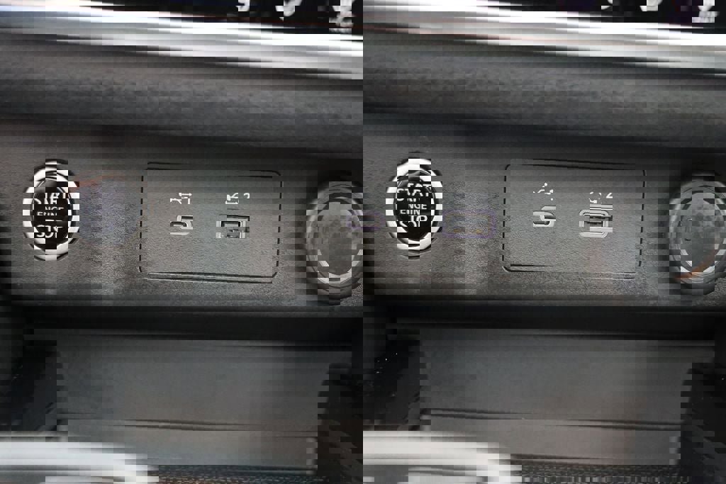 Used 2023 Nissan Rogue SL w/ SL Premium Package image 27