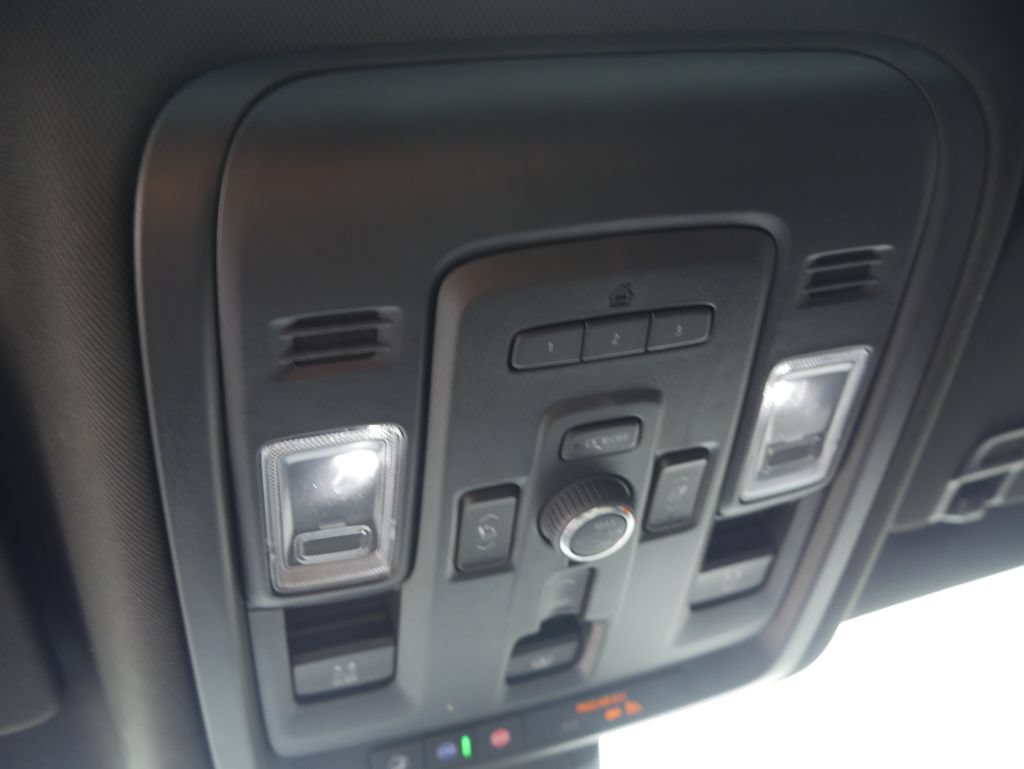 Used 2022 GMC Yukon Denali AWD/4WD image 44