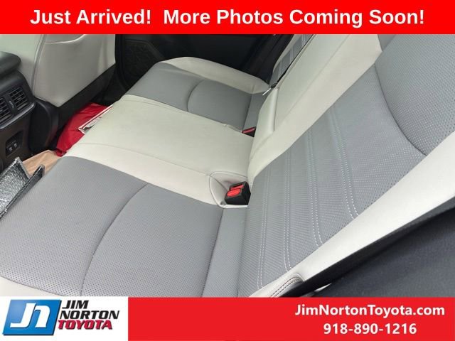 Used 2020 Toyota RAV4 Limited AWD/4WD image 10